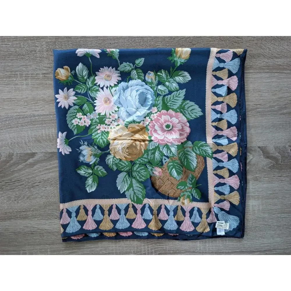NWT Vintage Nordstrom 100% Silk Square Scarf Floral Cottagecore 35x35 - Picture 1 of 4